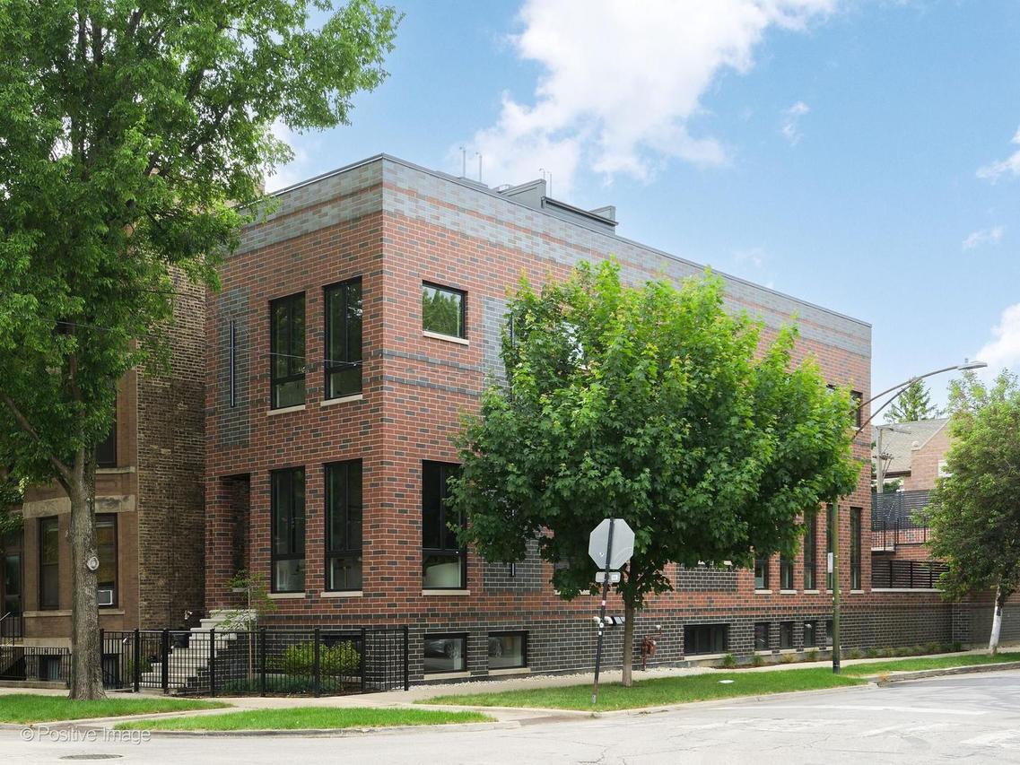 1900 W Cortland St., Chicago, IL 60622