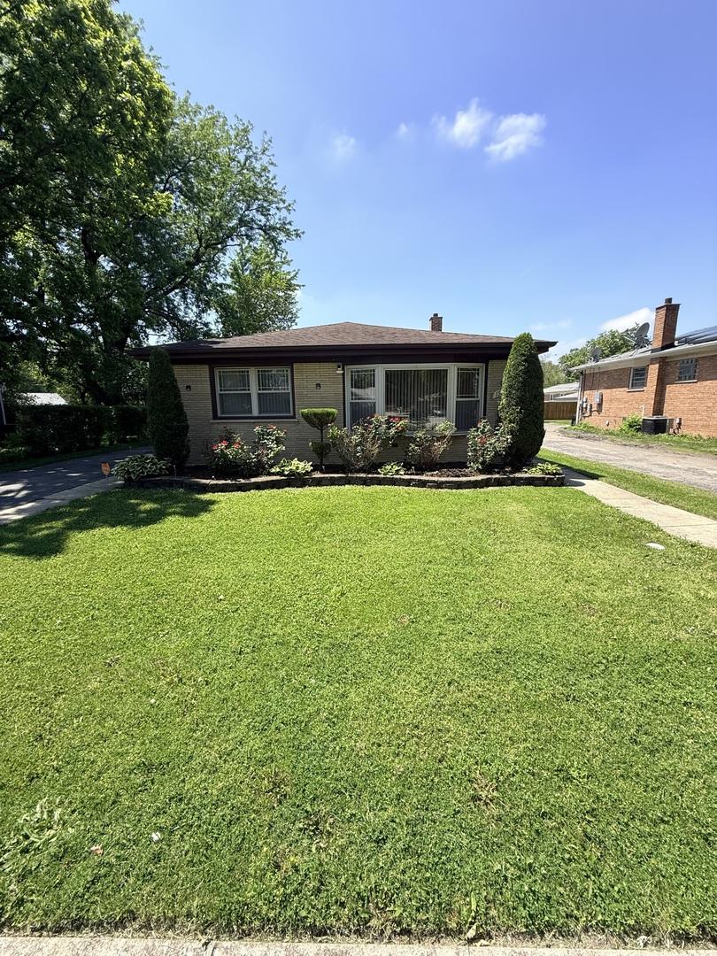 15646 Church Dr., South Holland, IL 60473
