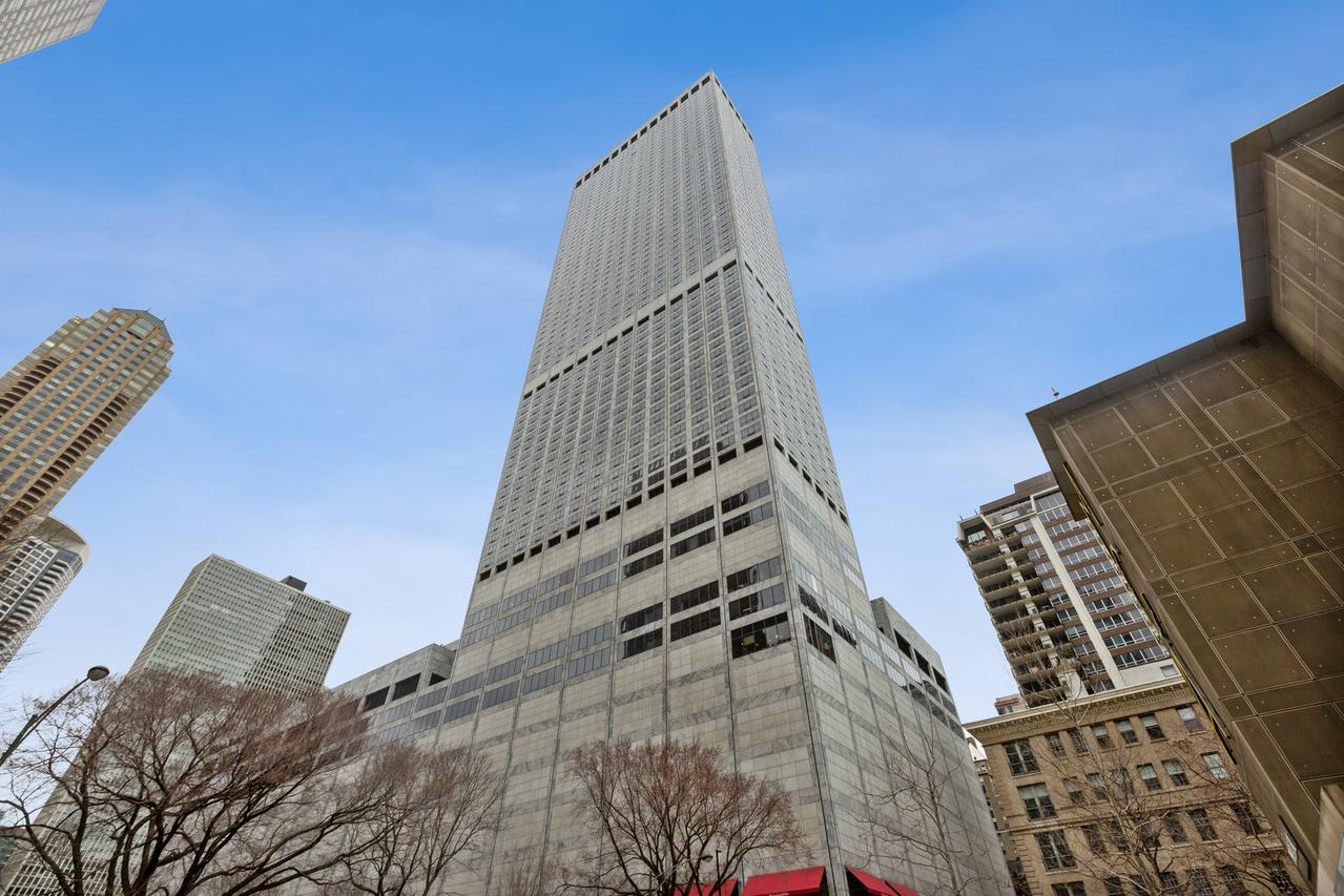 180 E Pearson St. #7203, Chicago, IL 60611
