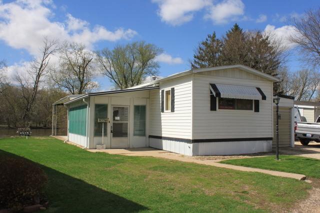 900 Regan Rd. #221, Rock Falls, IL 61071