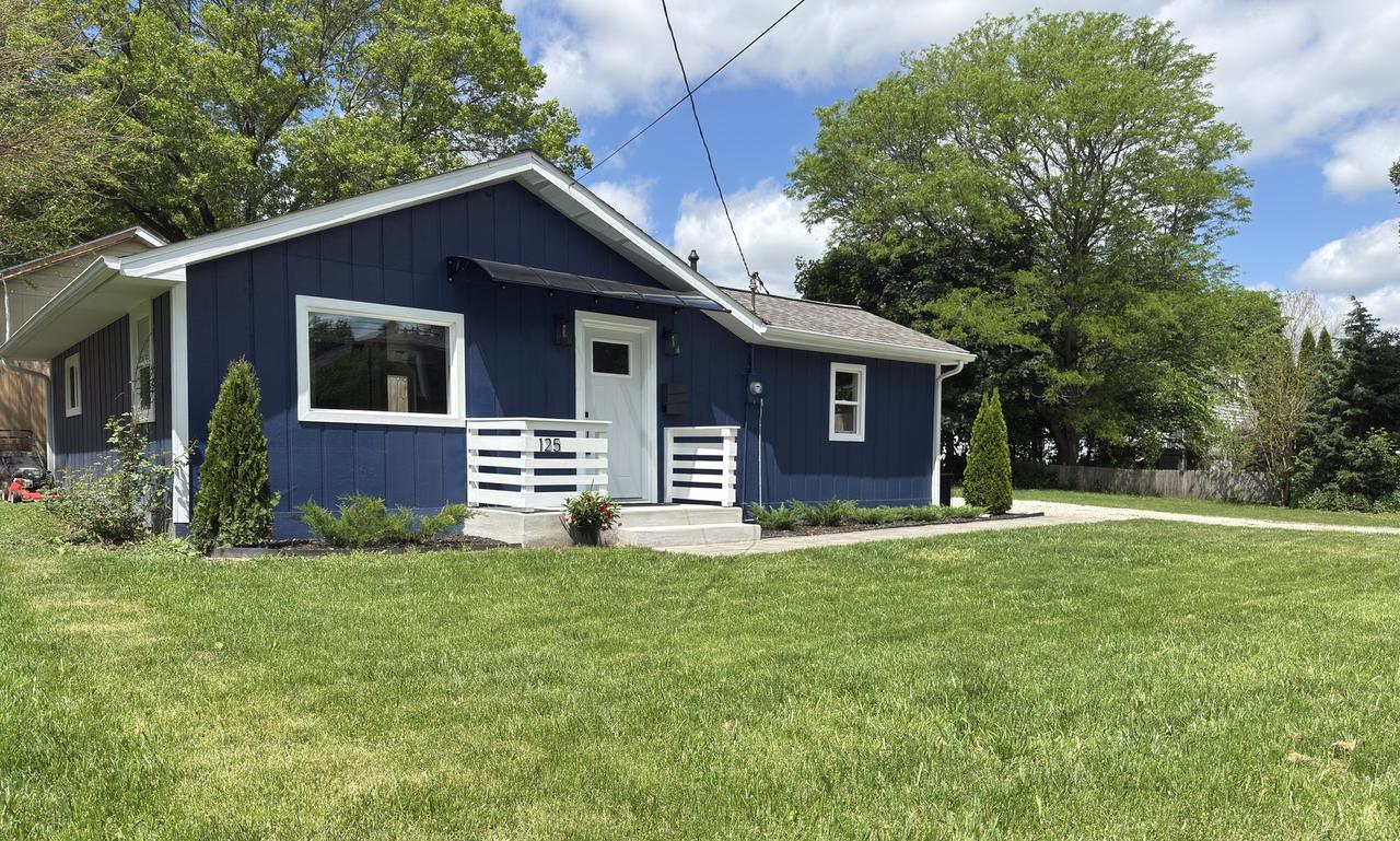 125 S College St., Batavia, IL 60510