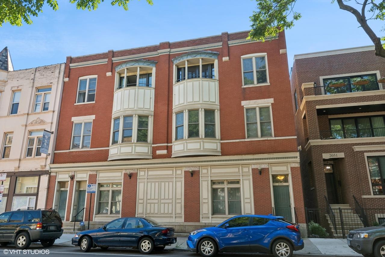 2053 N Racine Ave. #2S, Chicago, IL 60614