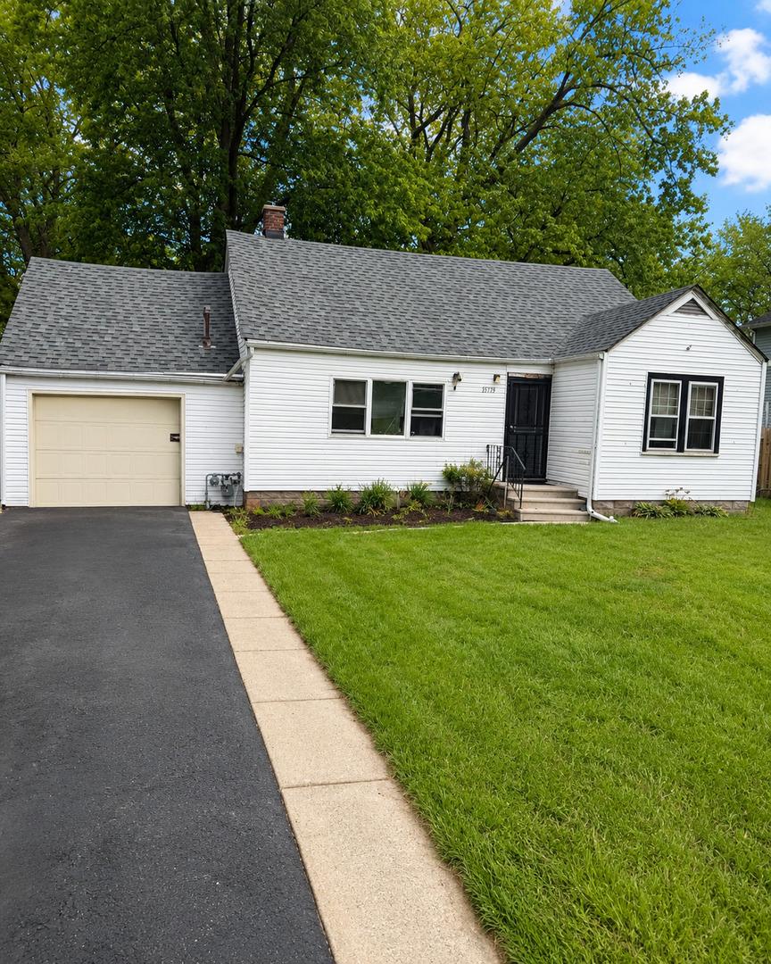 15739 Whipple Ave., Markham, IL 60428