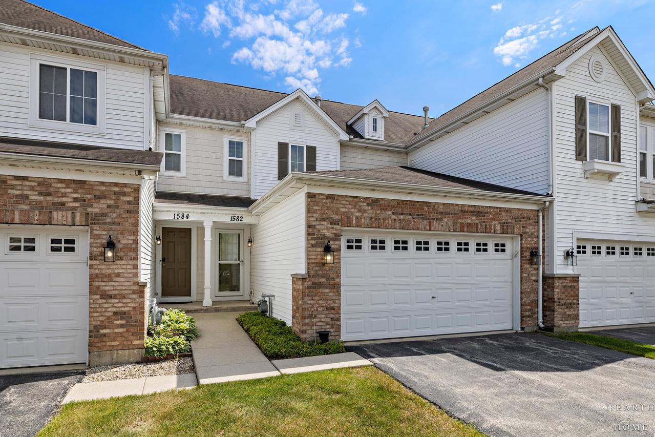 1582 Isle Royal Cir., Crystal Lake, IL 60014