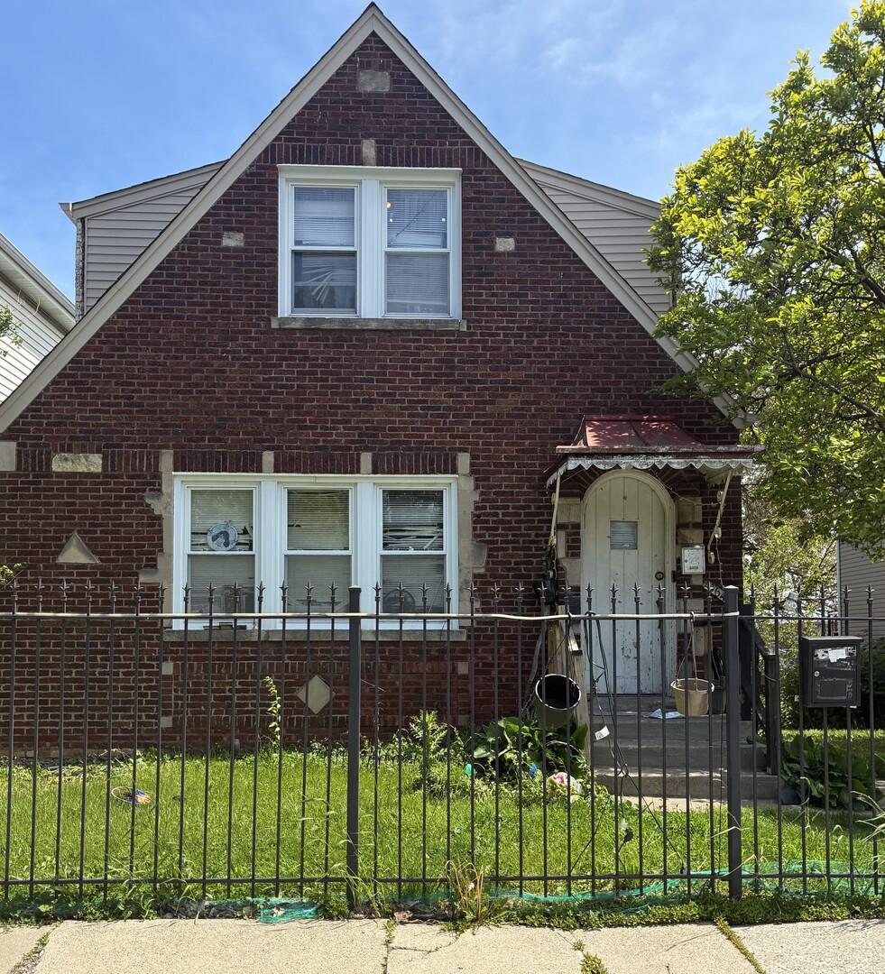 11647 S Vincennes Ave., Chicago, IL 60643