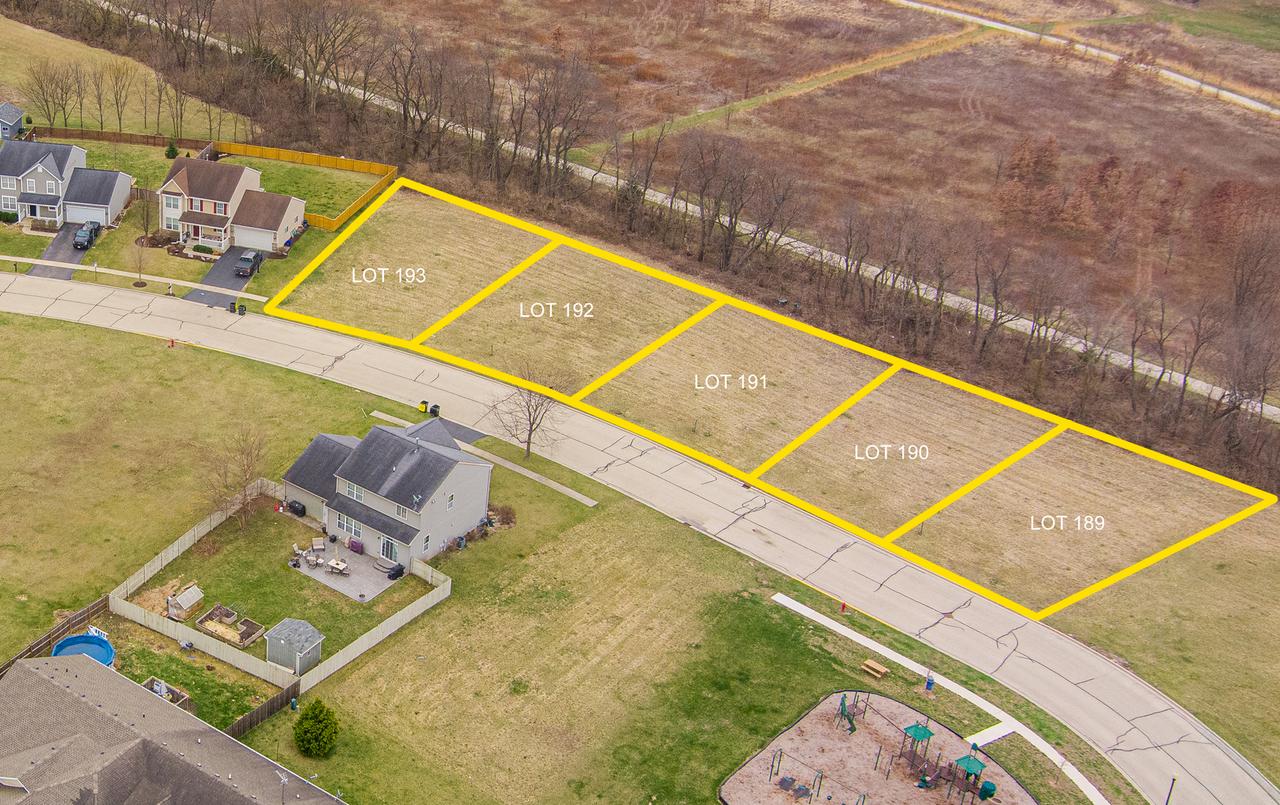 622 Stearn Dr., Genoa, IL 60135