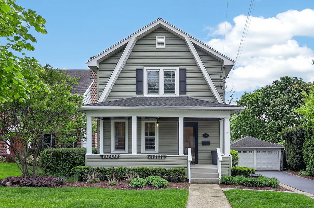 415 Anthony St., Glen Ellyn, IL 60137