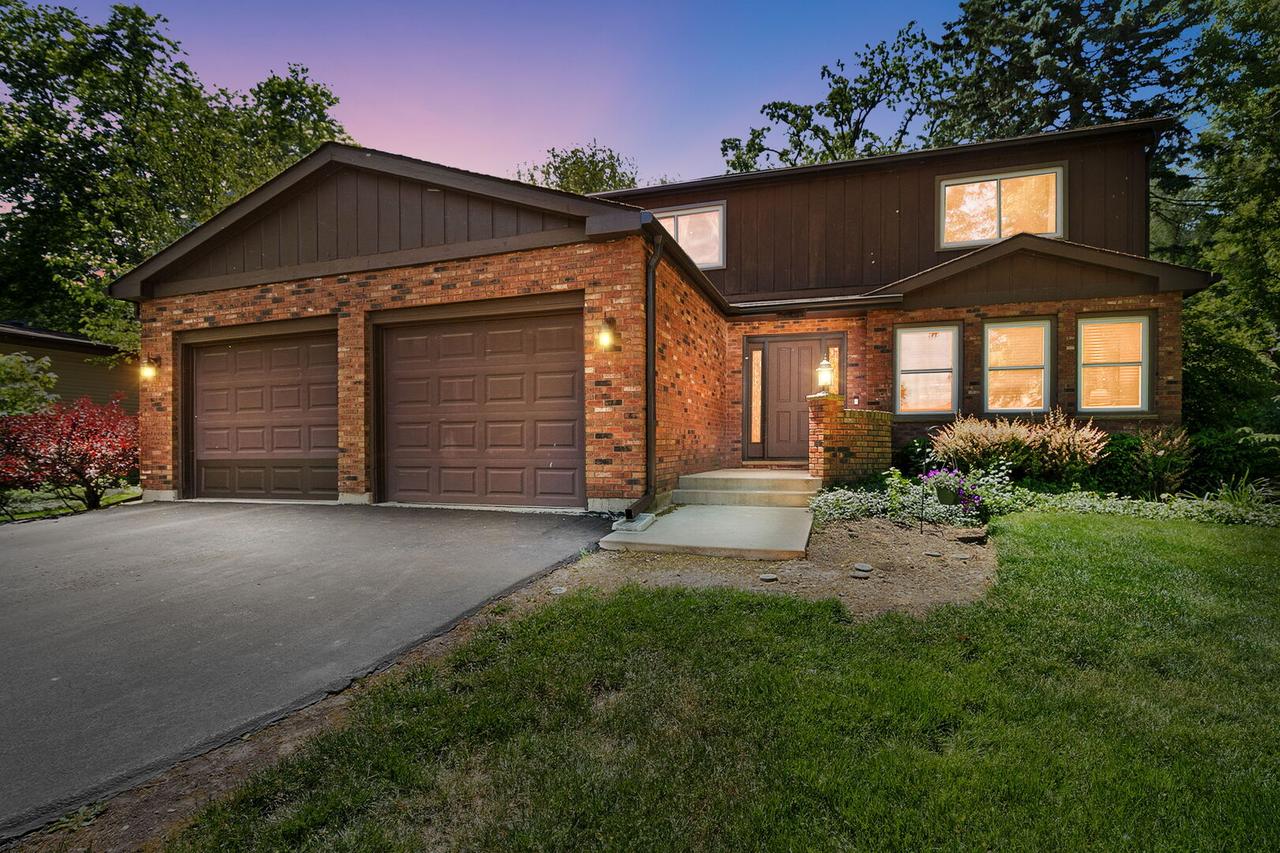 908 Firth Rd., Mundelein, IL 60060