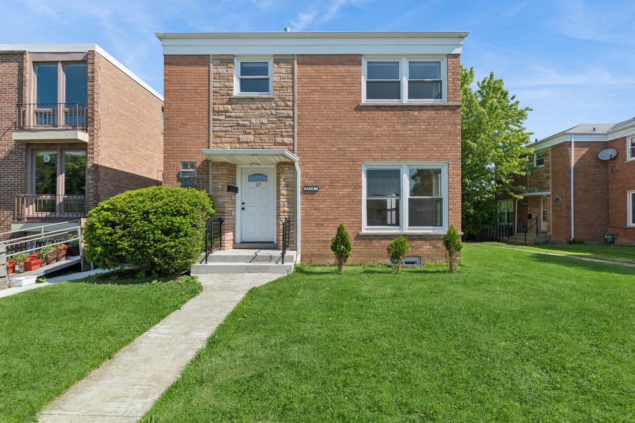 3518 W Main St., Skokie, IL 60076