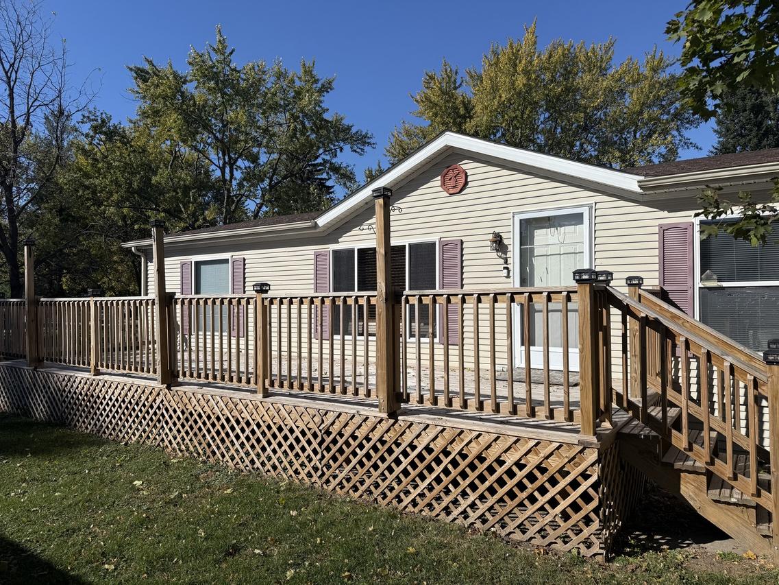 409 E Wood Ln., Belvidere, IL 61008