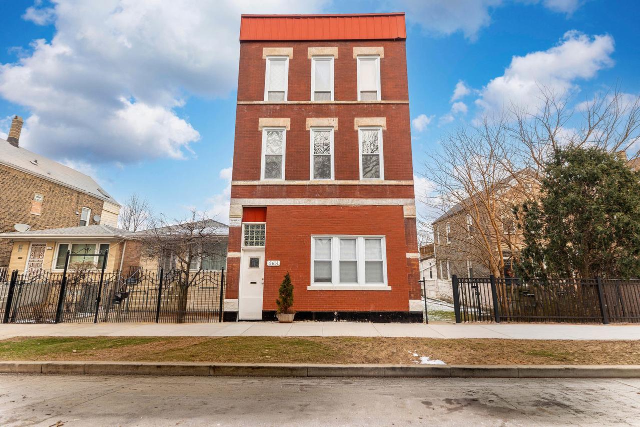 3651 S Wood St., Chicago, IL 60609
