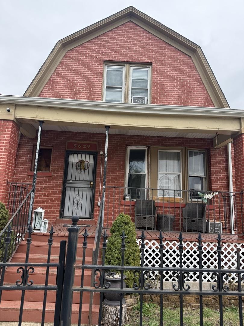 5629 S Campbell Ave., Chicago, IL 60629