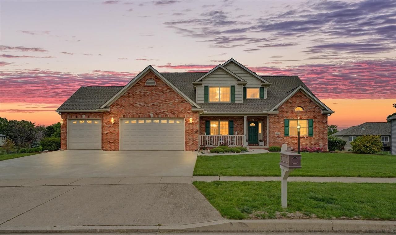 1402 Alydar Dr., Mahomet, IL 61853