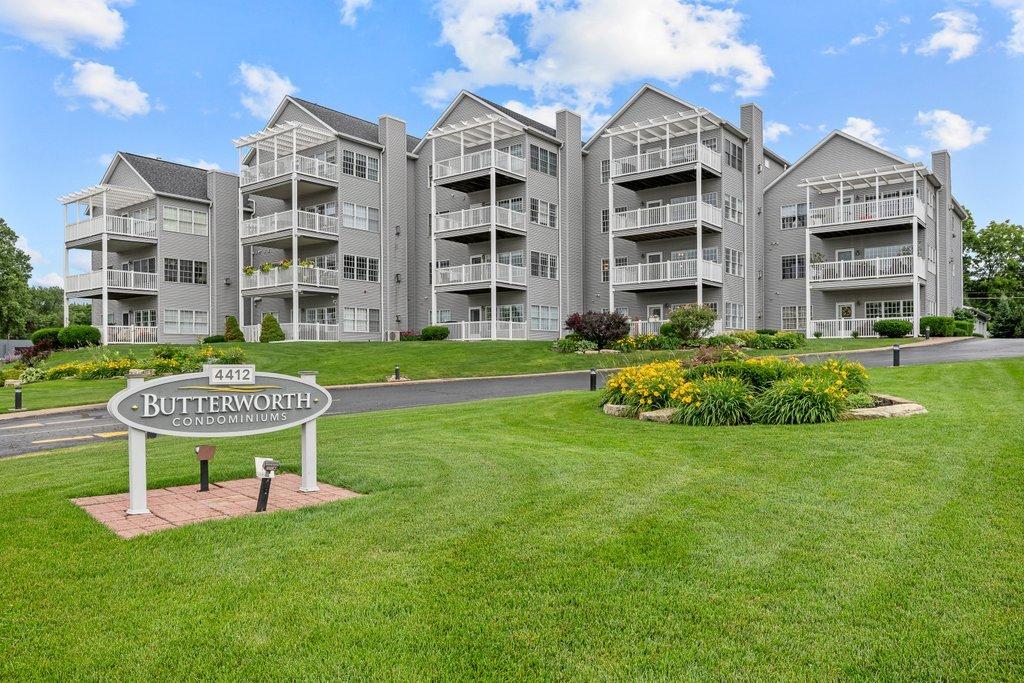 4412 River Dr. #202, Moline, IL 61265