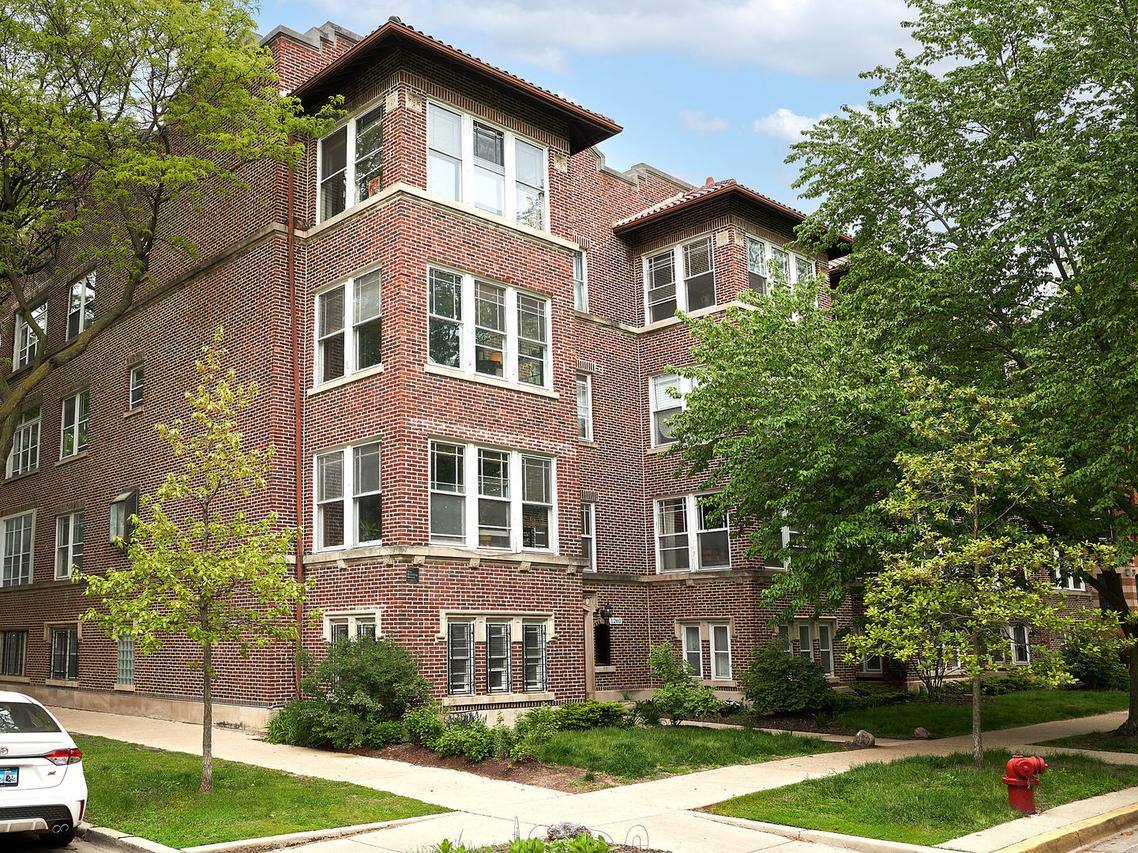 1260 W Columbia Ave. #2, Chicago, IL 60626