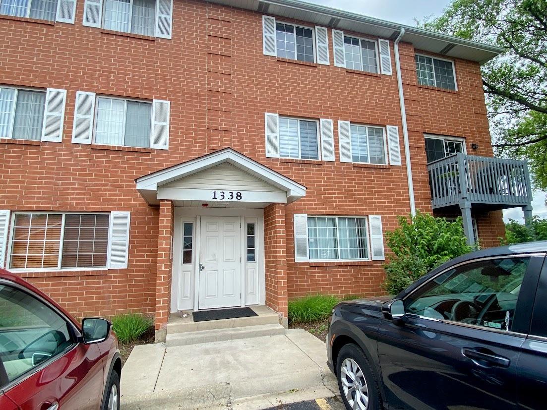 1338 S Lorraine Rd. #A, Wheaton, IL 60189