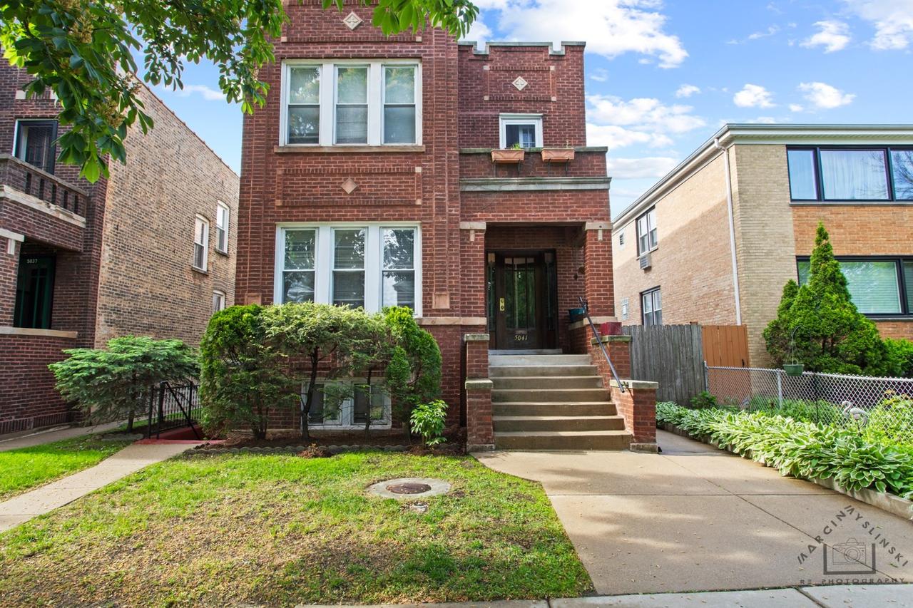 5041 W Agatite Ave., Chicago, IL 60630