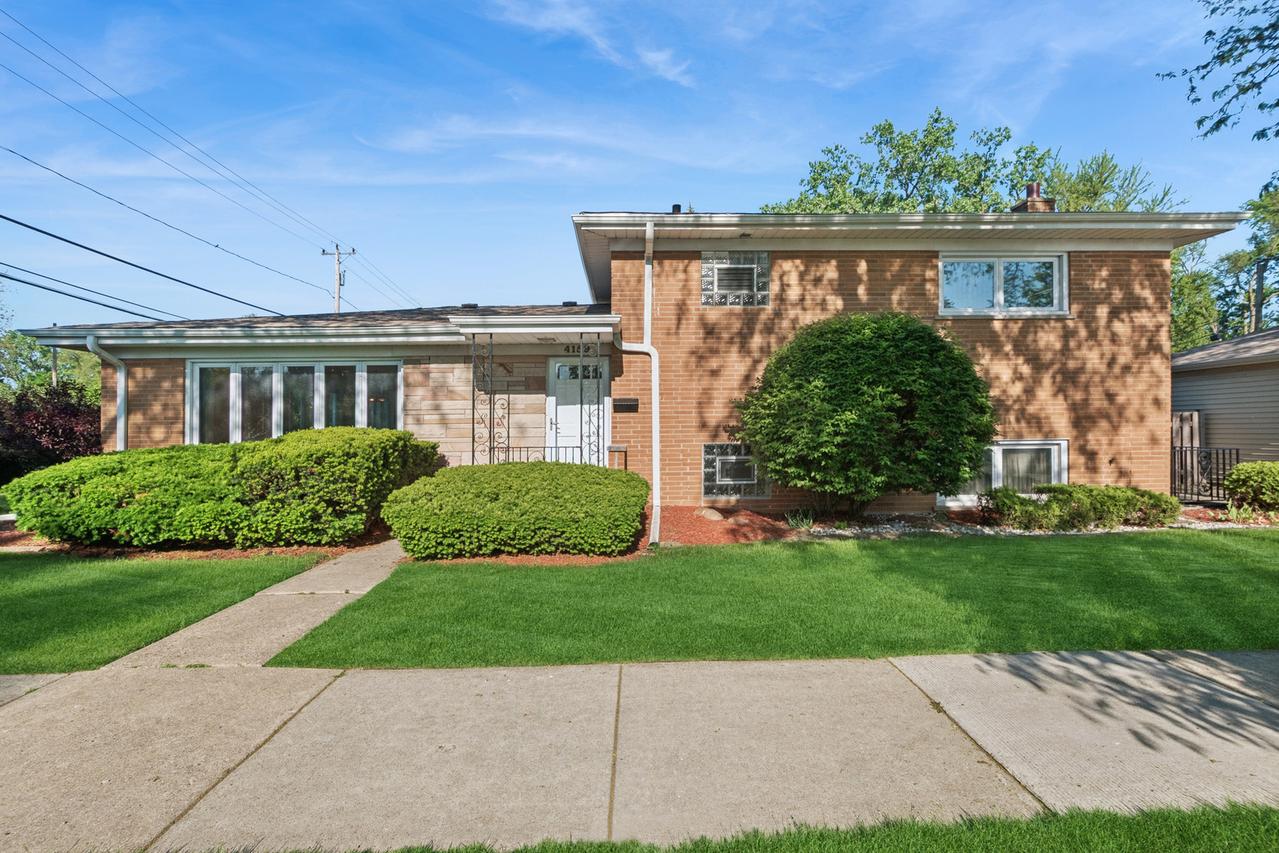 4159 Golf Rd., Skokie, IL 60076