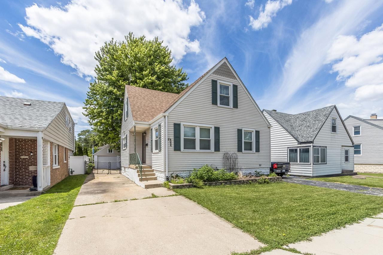 4024 Gage Ave., Lyons, IL 60534