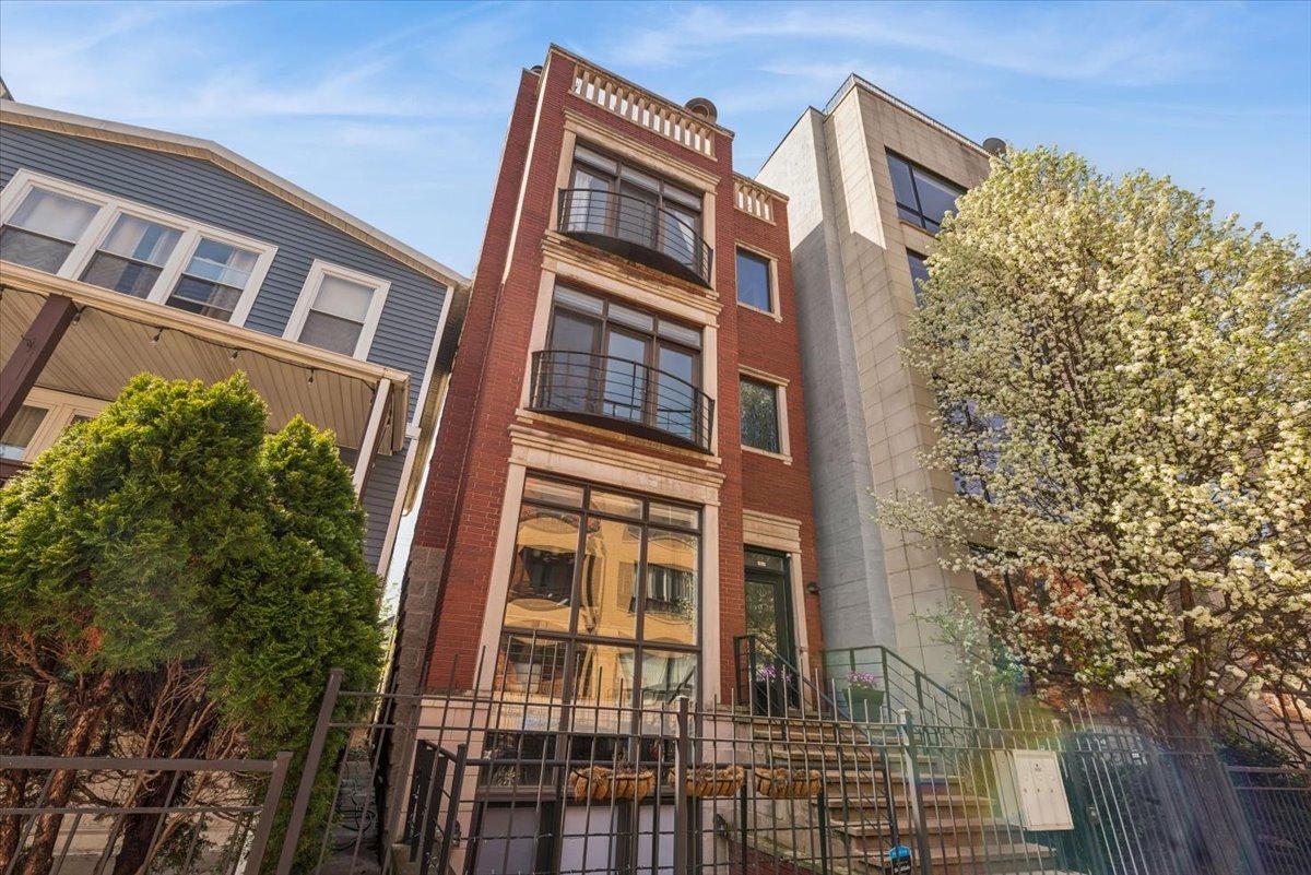 1517 W Fry St. #2, Chicago, IL 60642