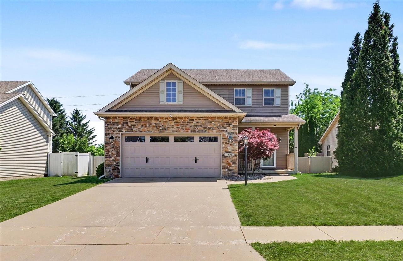 401 Trefoil St., Savoy, IL 61874