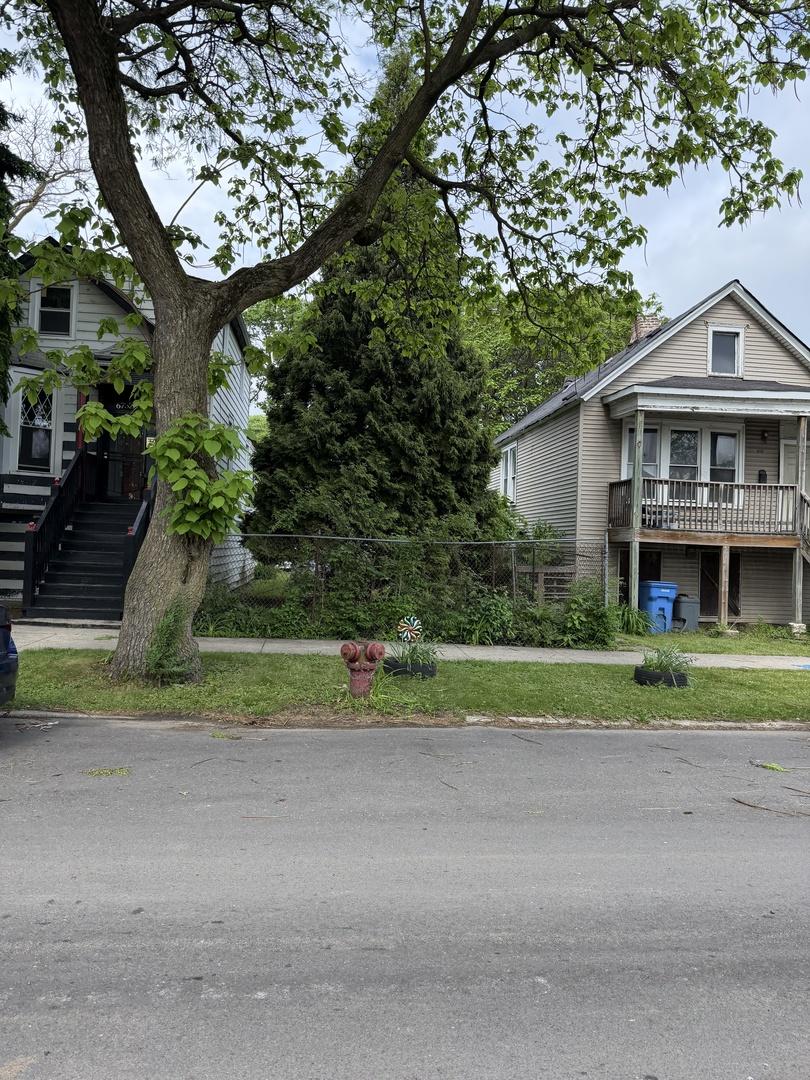 6730 S Throop St., Chicago, IL 60636
