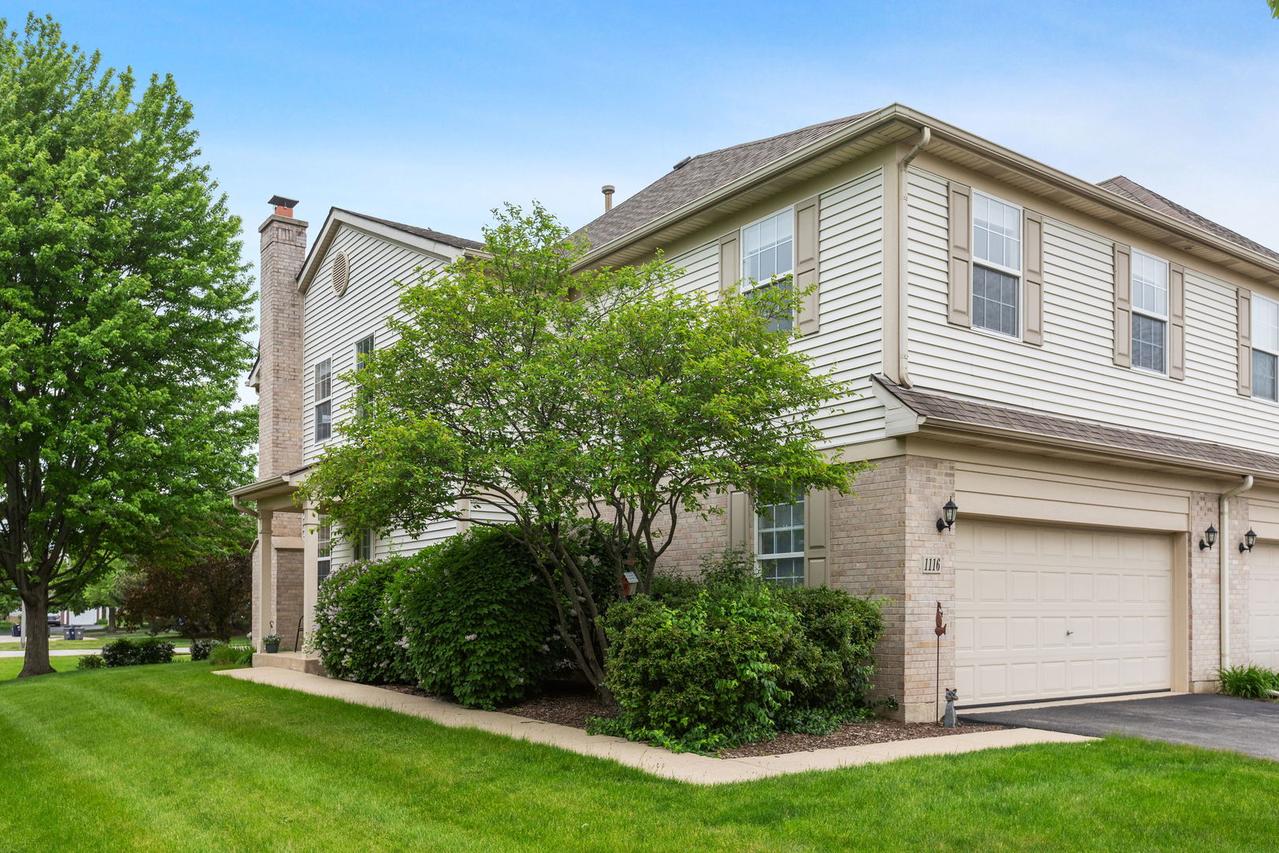 1116 Loganbury Ct., Elgin, IL 60120