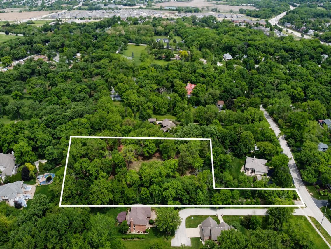 7N650 Sayer Rd., Bartlett, IL 60103