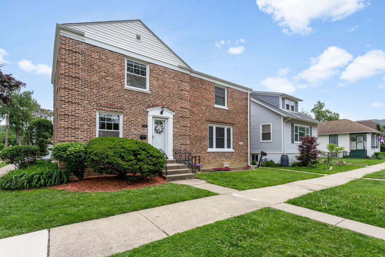 3501 Vernon Ave., Brookfield, IL 60513