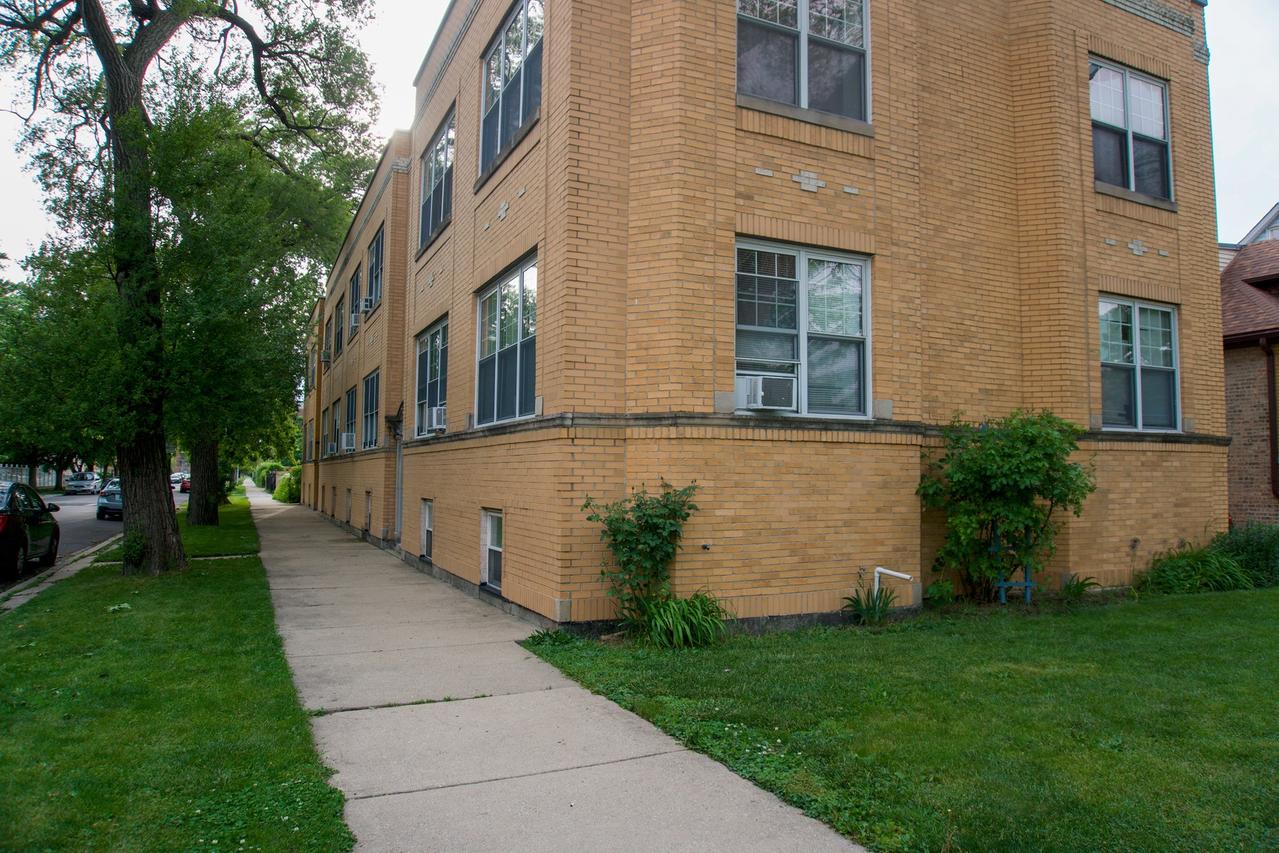 6932 W Medill Ave. #1C, Chicago, IL 60707