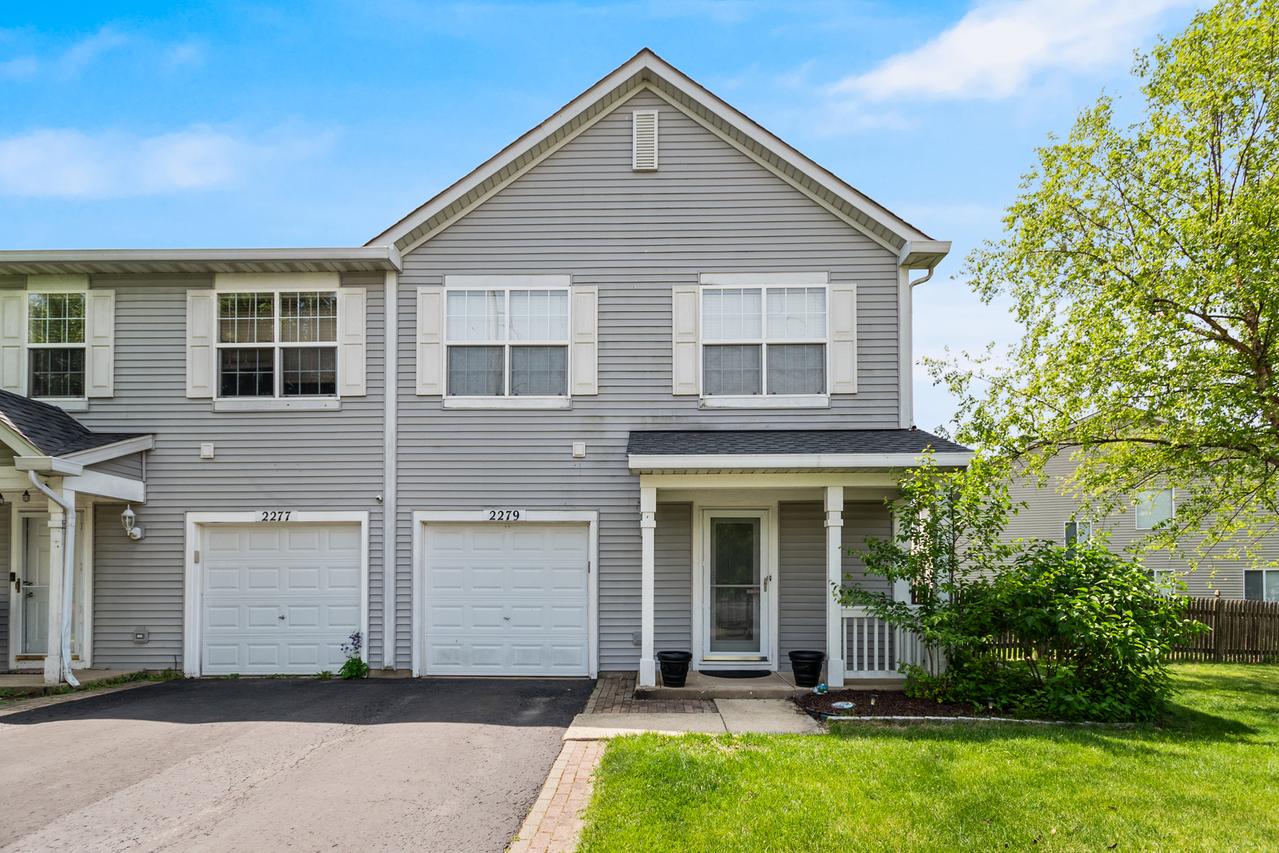 2279 Rebecca Cir., Montgomery, IL 60538