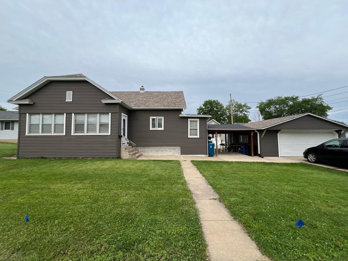 1416 Prospect Ave., Peru, IL 61354