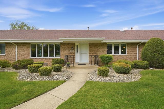 New Homes with Master Bedrooms on the 1st Floor in Orland Park: May 16th to May 22nd