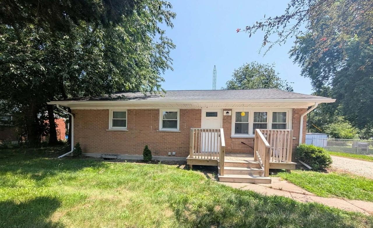 7471 E 1st St., Sun River Terrace, IL 60964