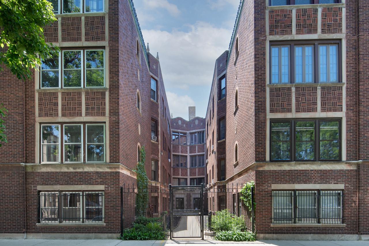 819 E 53rd St. #3, Chicago, IL 60615
