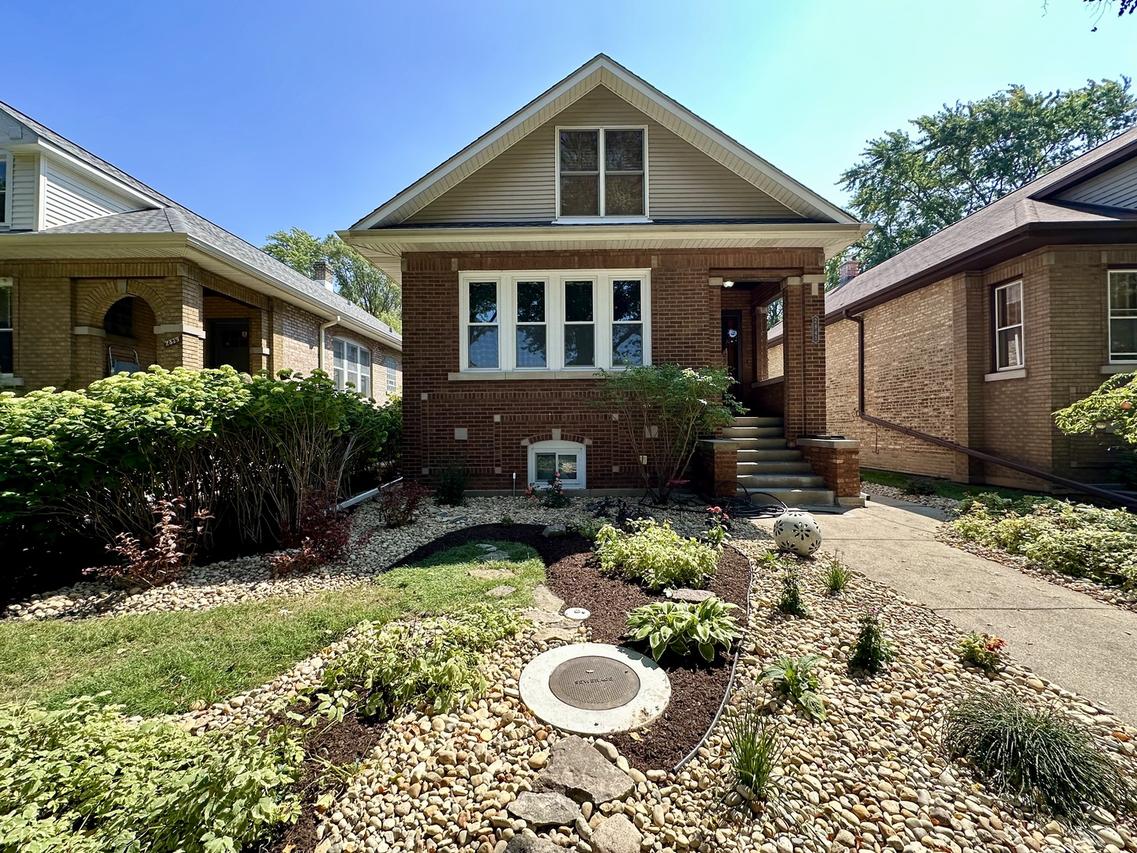 2841 Wenonah Ave., Berwyn, IL 60402