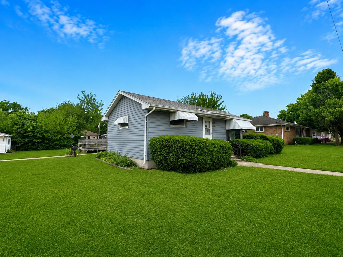1112 1st Ave., Ottawa, IL 61350