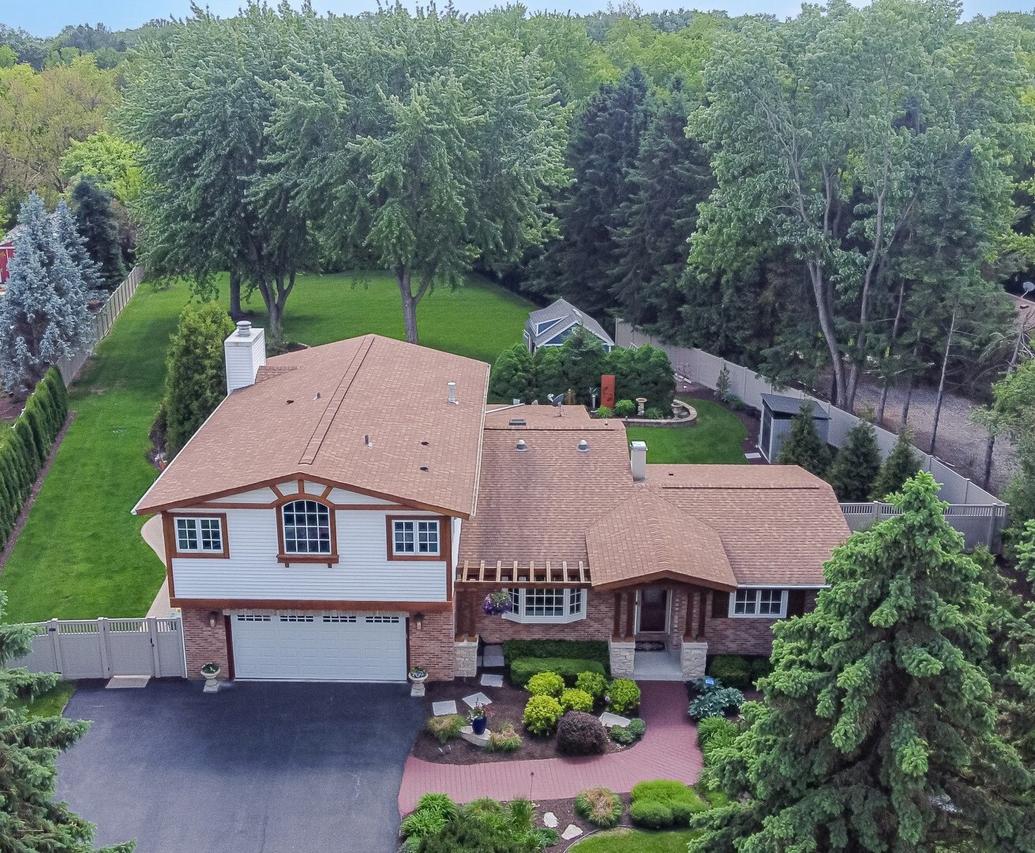 38w337 Dean St., St. Charles, IL 60175
