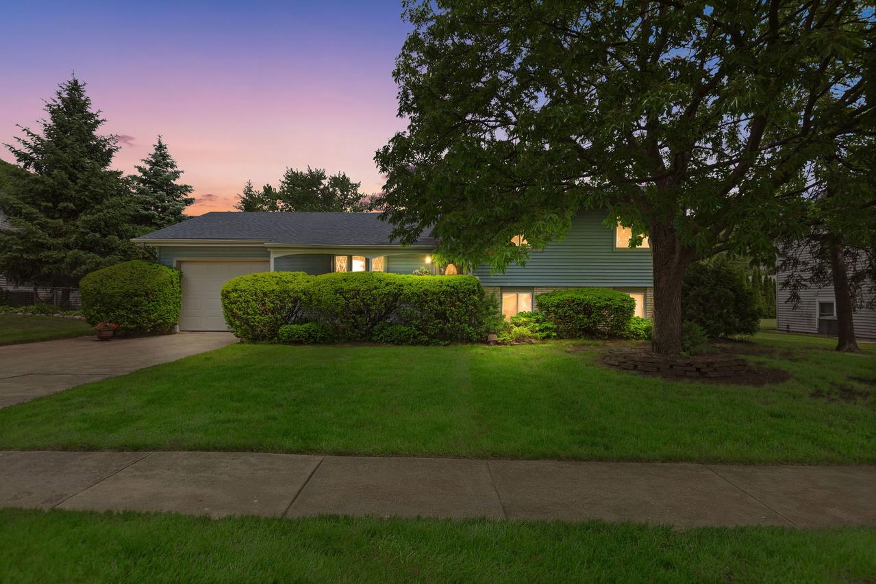 3206 Wren Ln., Rolling Meadows, IL 60008