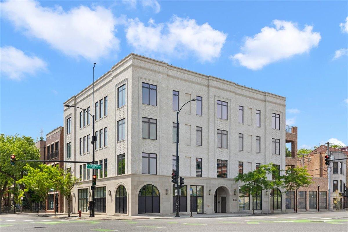405 W Armitage Ave. #2S, Chicago, IL 60614