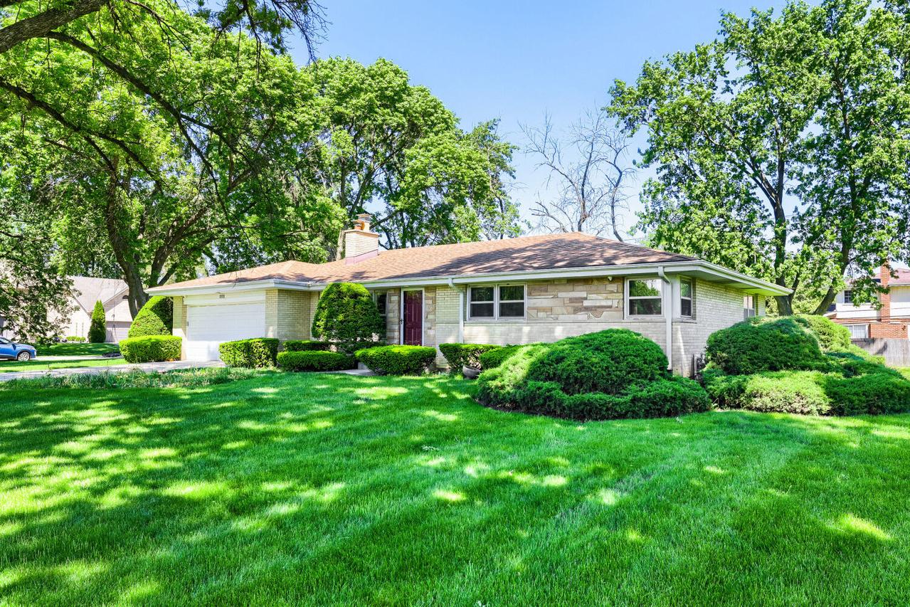 1111 Drake Ave., Prospect Heights, IL 60070