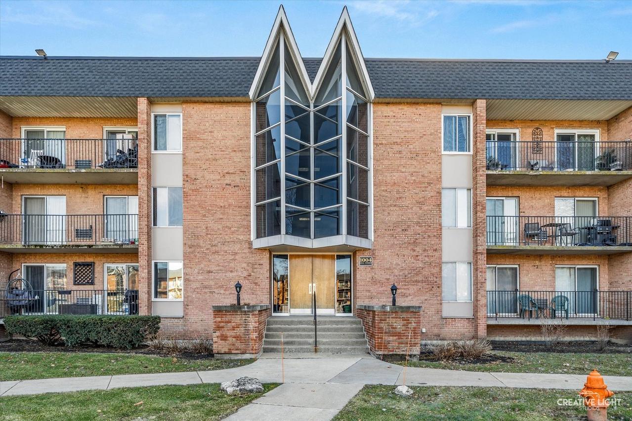 1004 N Mill St. #312, Naperville, IL 60563