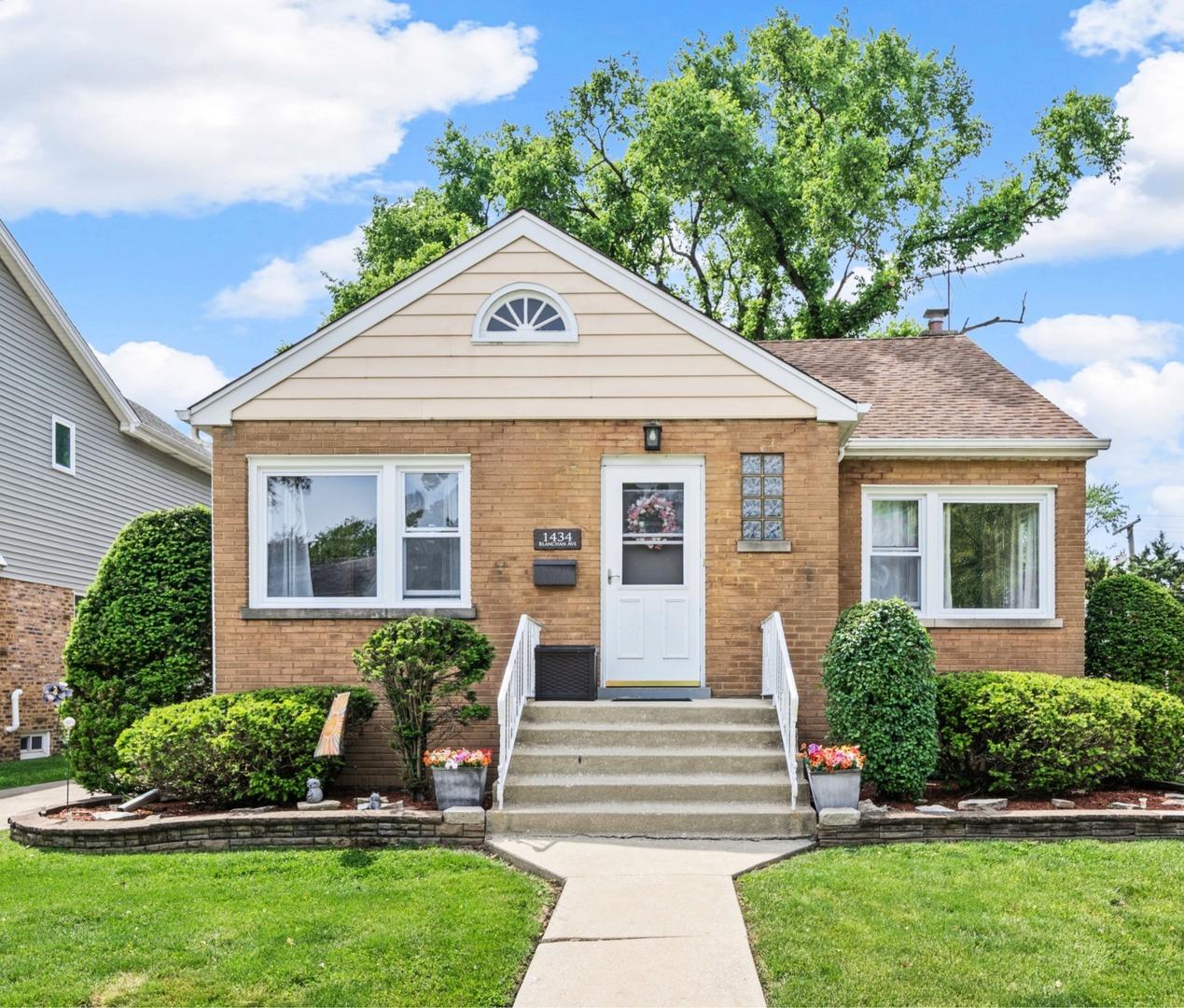 1434 Blanchan Ave., La Grange Park, IL 60526