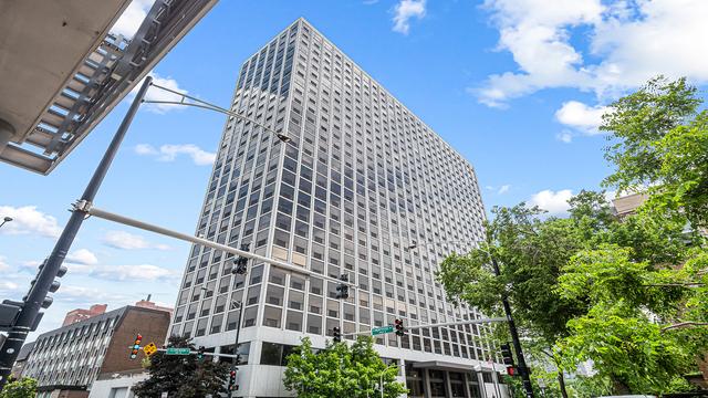 4343 N Clarendon Ave. #1918, Chicago, IL 60613