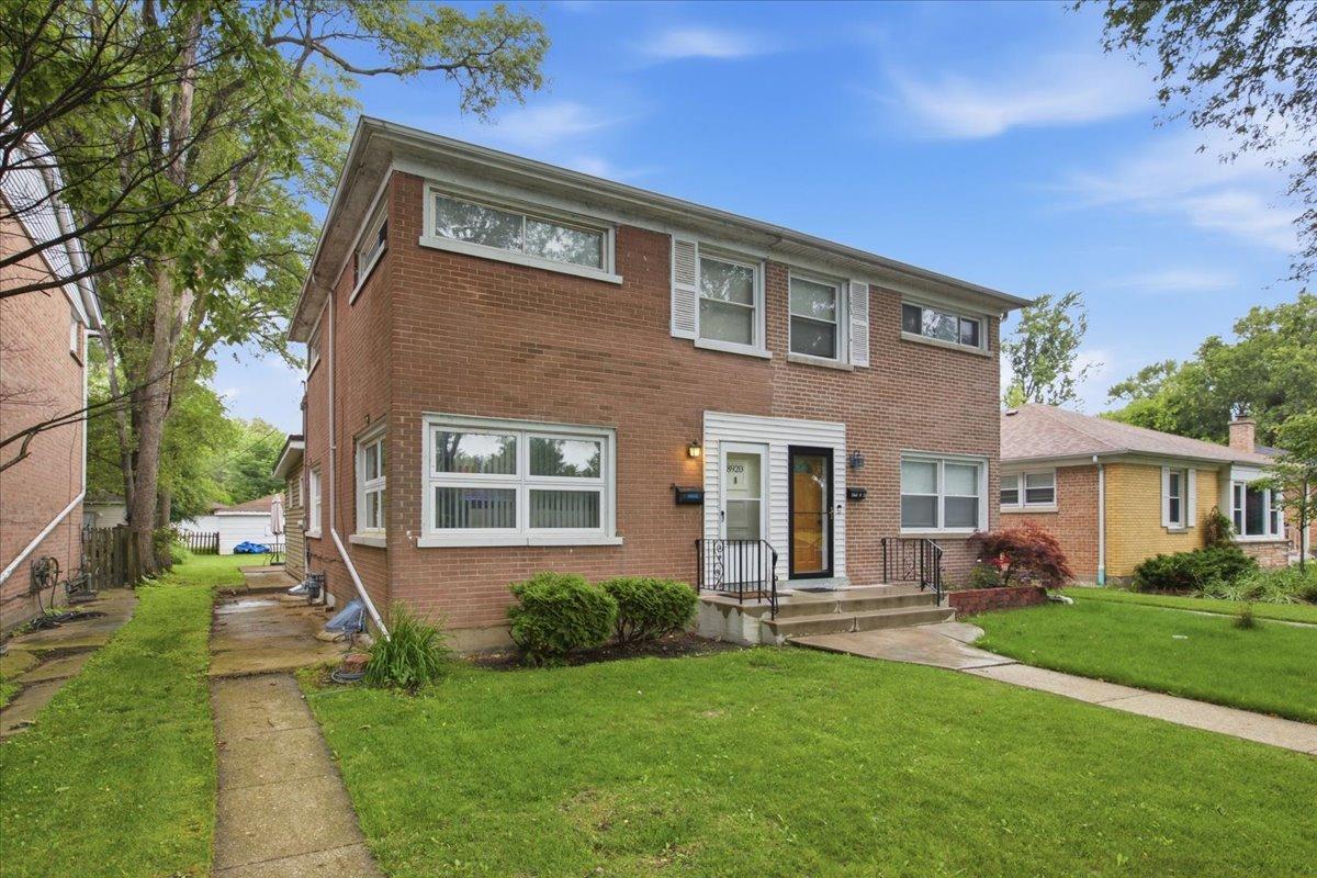 8920 Bennett Ave., Evanston, IL 60203