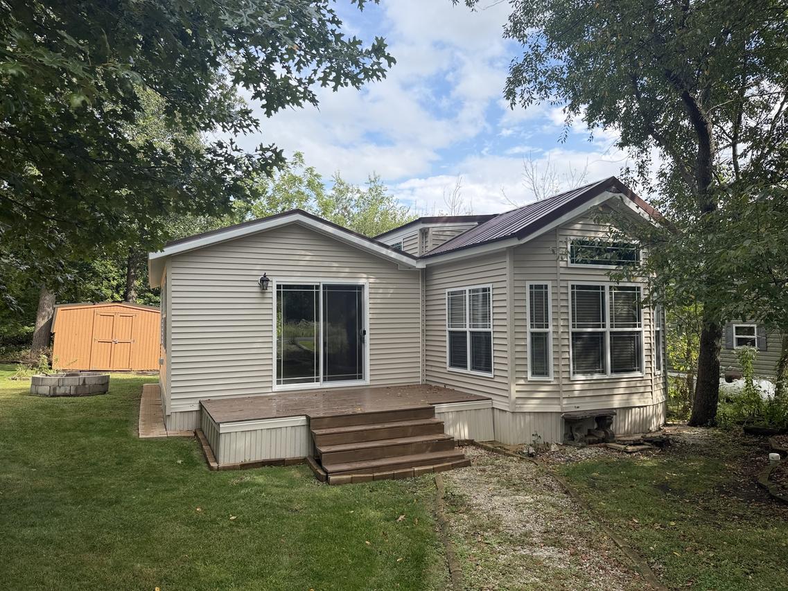 19-63/64 Woodhaven Lakes, Sublette, IL 61367