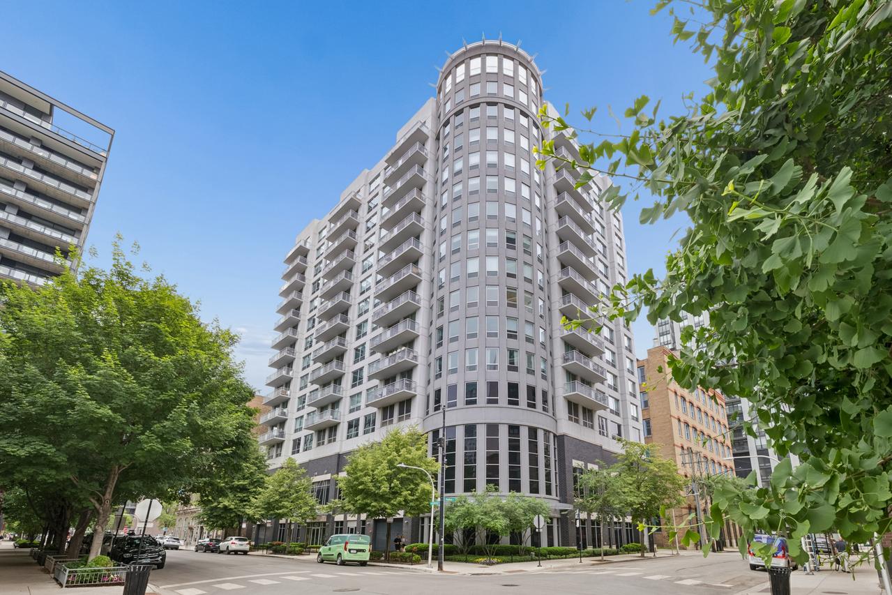 421 W Huron St. #1309, Chicago, IL 60654