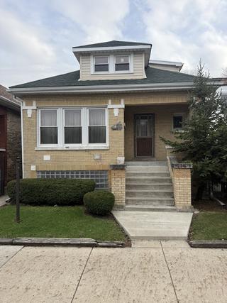 New Homes with Master Bedrooms on the 1st Floor in Little Village: May 16th to May 22nd