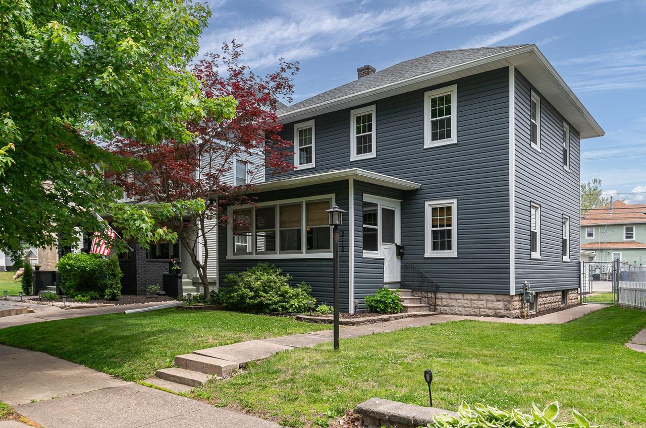 2110 15th Street A St., Moline, IL 61265