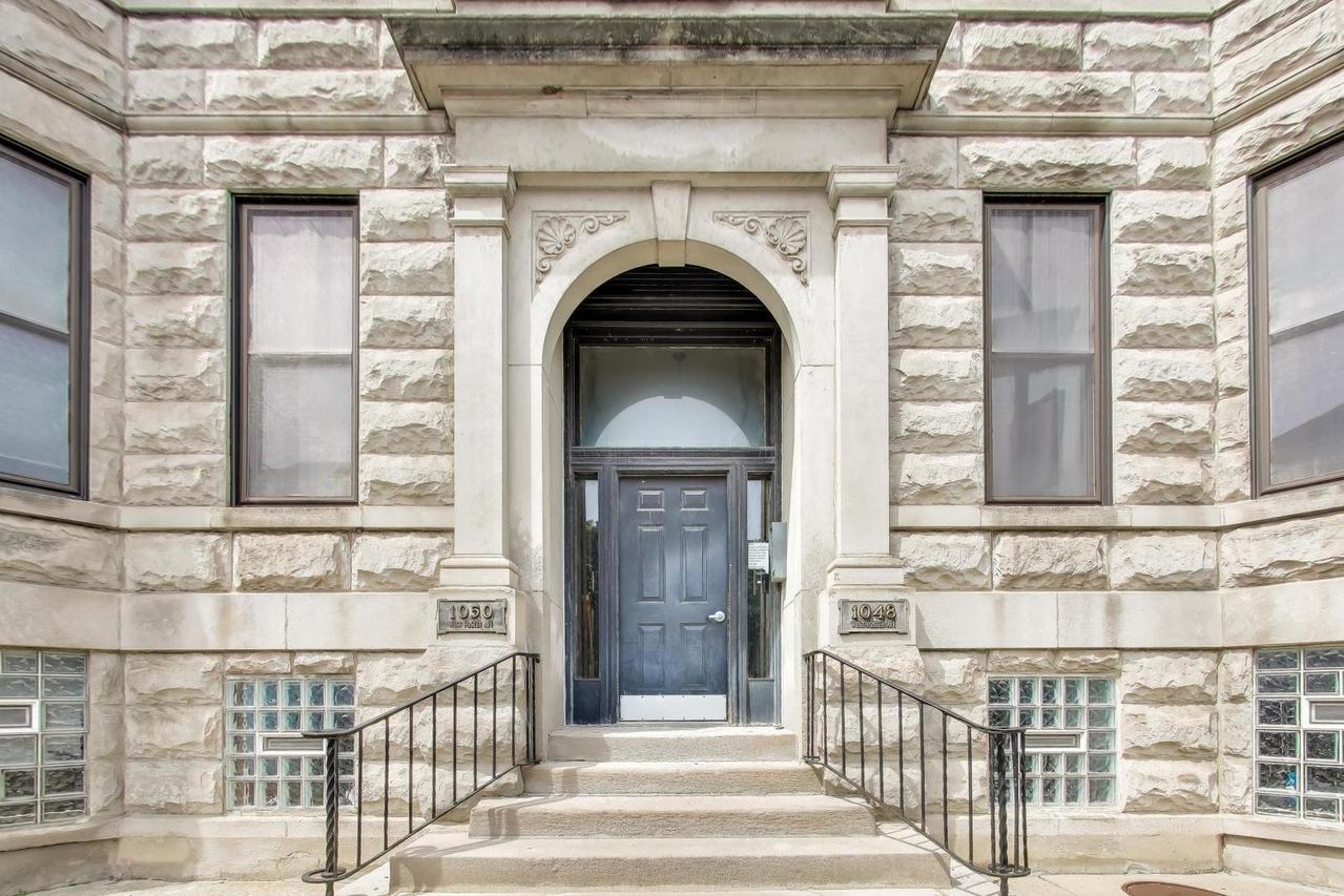 1050 W Foster Ave. #F, Chicago, IL 60640